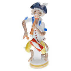 Affenmusiker Kleinpl/Trommel, Blau und Rot staffiert, H 11,5 cm